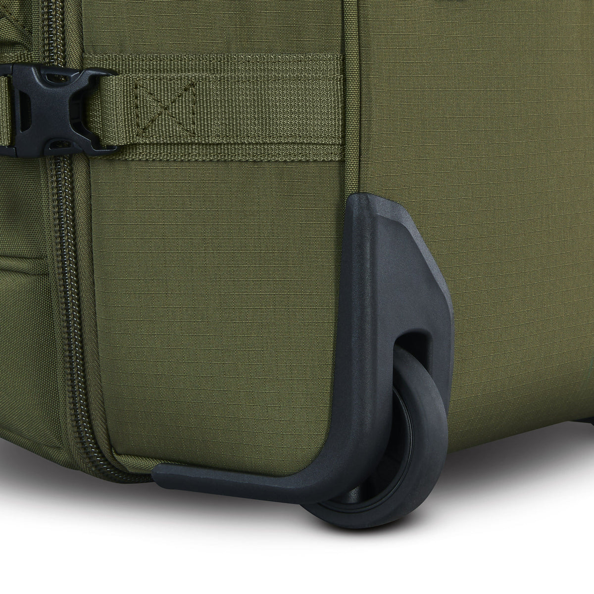 High Sierra Pathsetter 32" Wheeled Duffle in the color Moss.