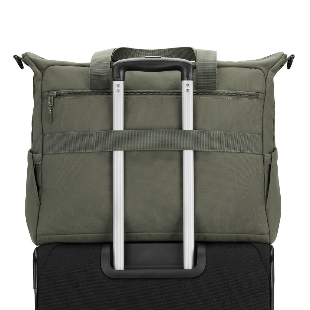 High Sierra Lineage Tote Bag in the color Olive.