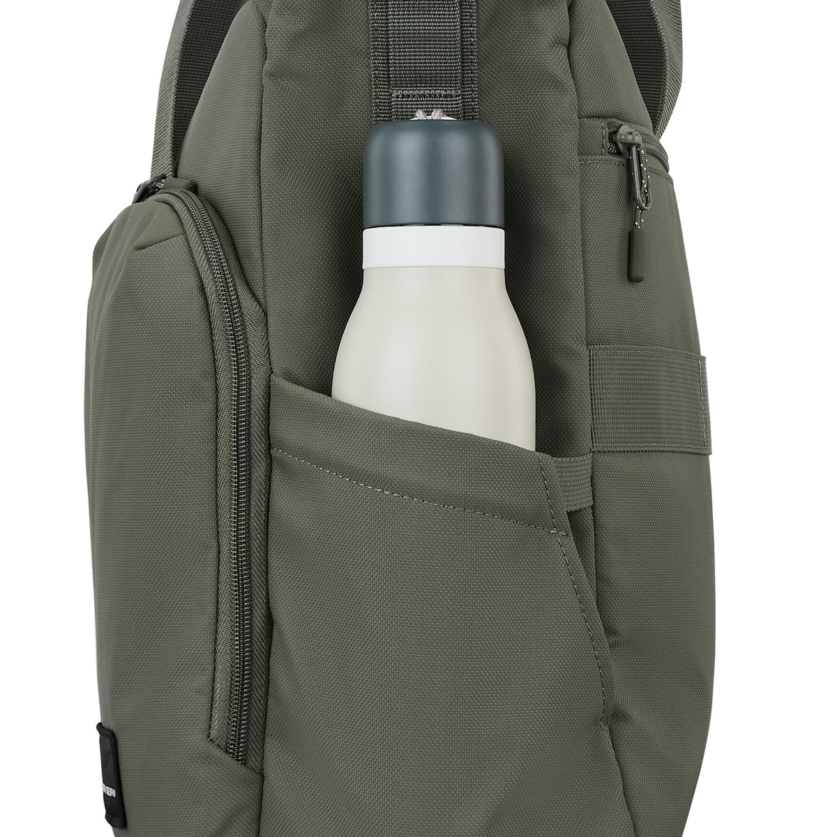 High Sierra Lineage Tote Bag in the color Olive.