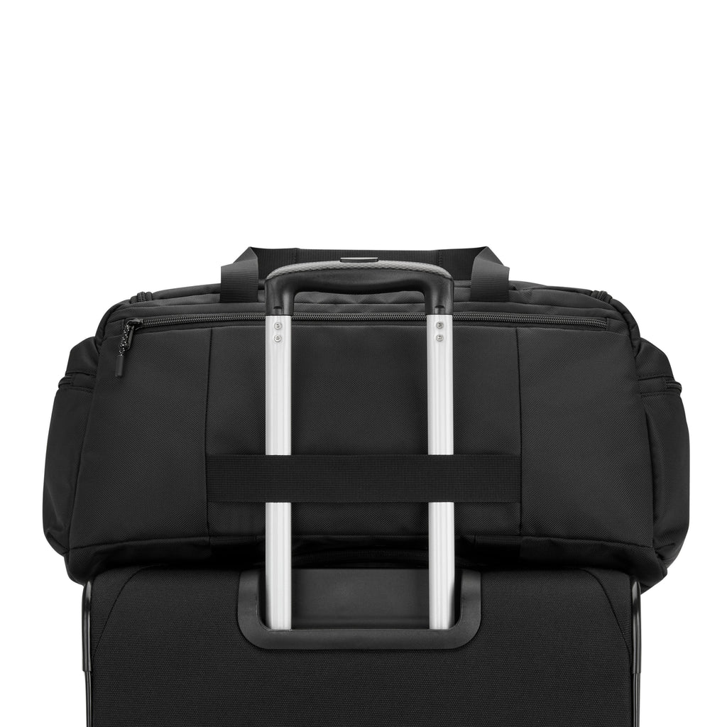 High Sierra Lineage Duffle in the color Black.