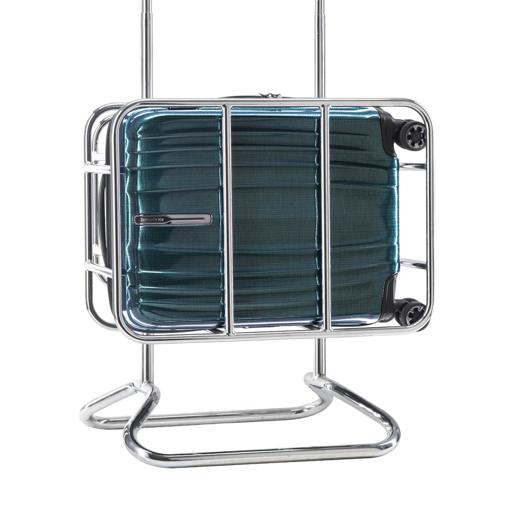 Samsonite Nexis Spinner Carry-On™ in the color Deep Petrol.
