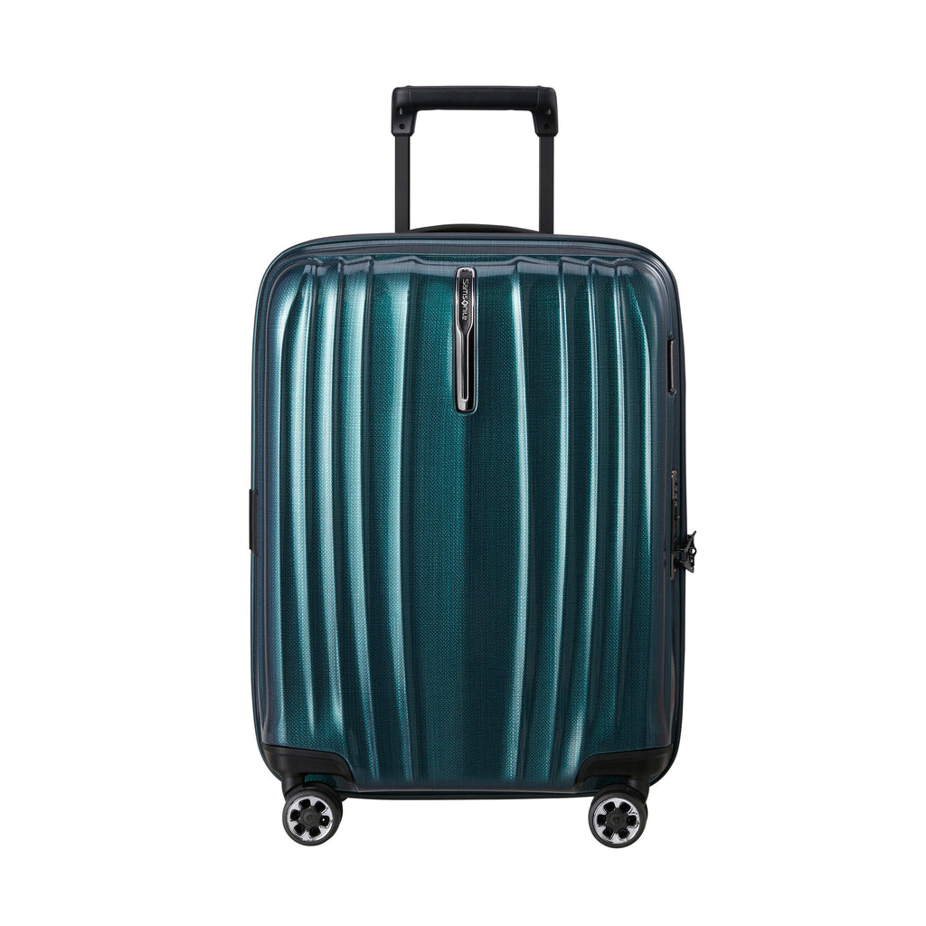 Samsonite Nexis Spinner Carry-On™ in the color Deep Petrol.