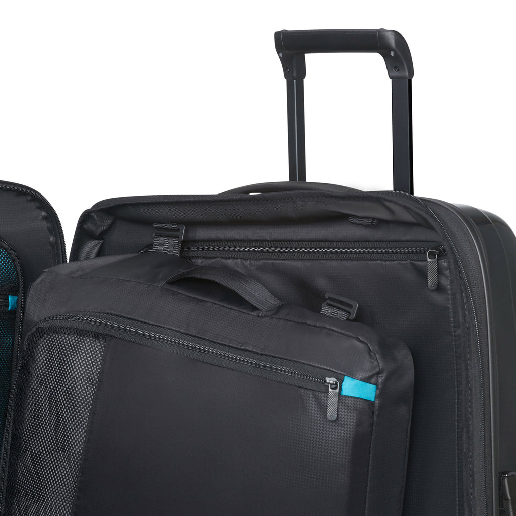Samsonite Nexis Spinner Large (28) in the color Onyx Black.