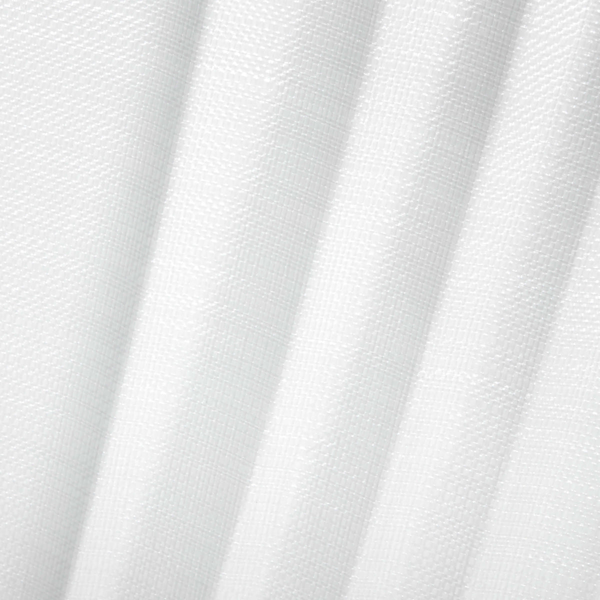 Samsonite Nexis Spinner Large (28) in the color Cotton White.