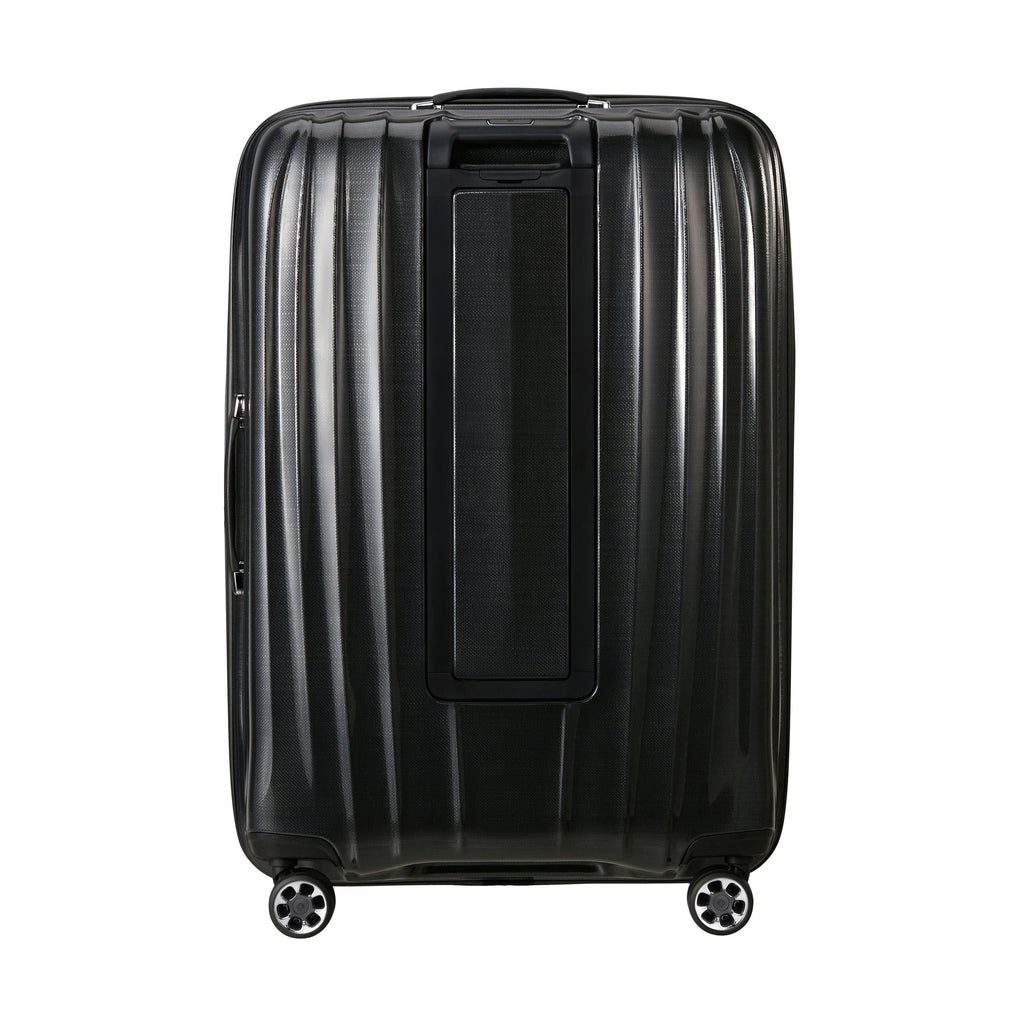 Samsonite Nexis Spinner Large (31) in the color Onyx Black.