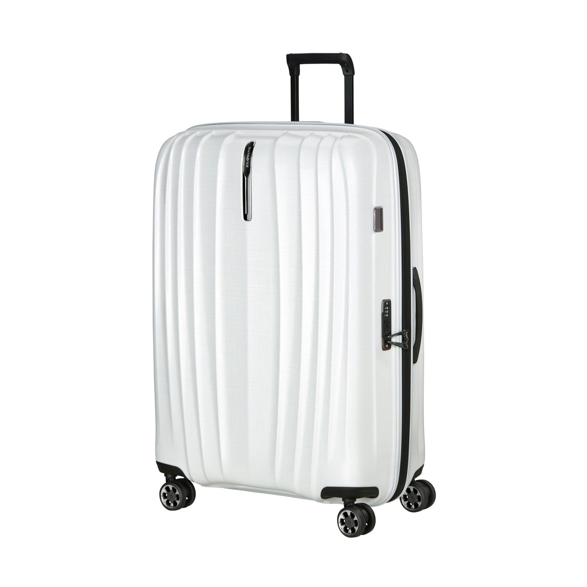 Samsonite Nexis Spinner Large (31) in the color Cotton White.