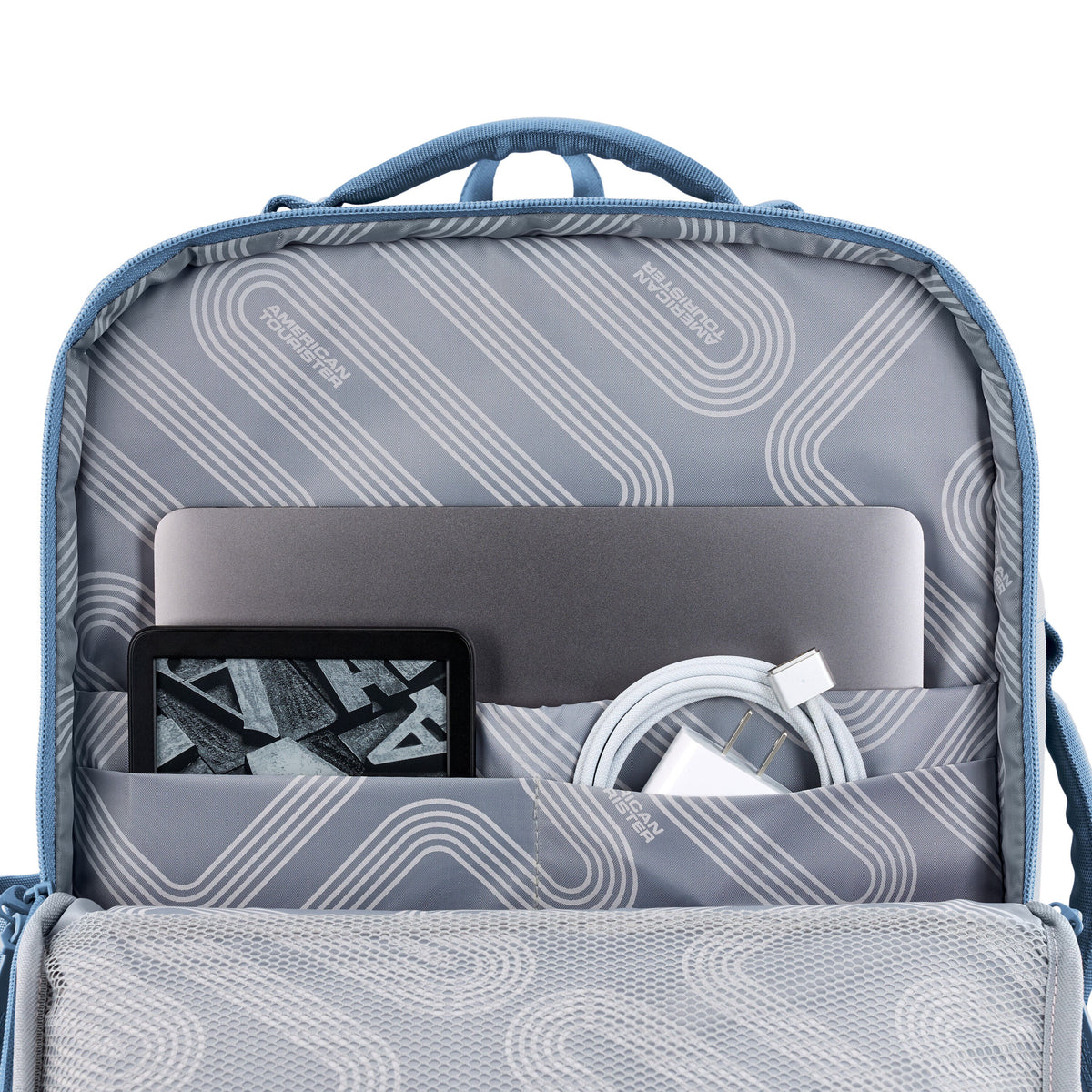 American Tourister Stratum 3.0 Travel Backpack in the color Elemental Blue.
