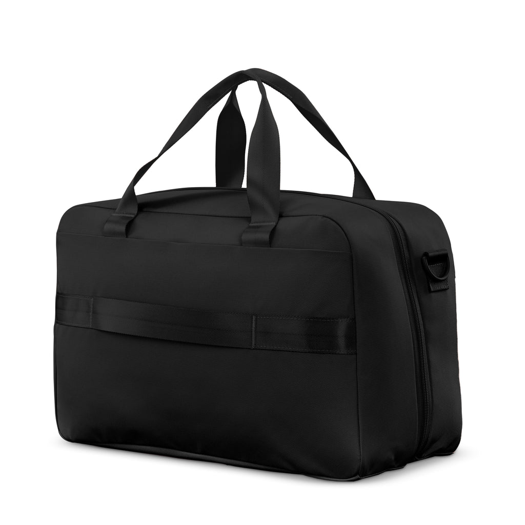 American Tourister Stratum 3.0 Convertible Weekender in the color Black.