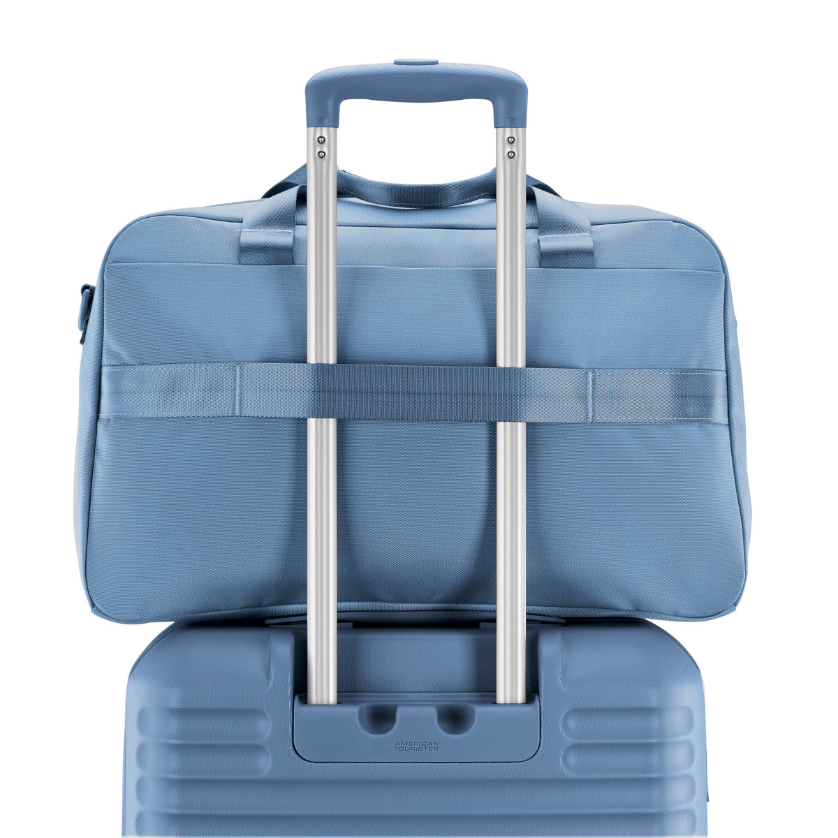 American Tourister Stratum 3.0 Convertible Weekender in the color Elemental Blue.