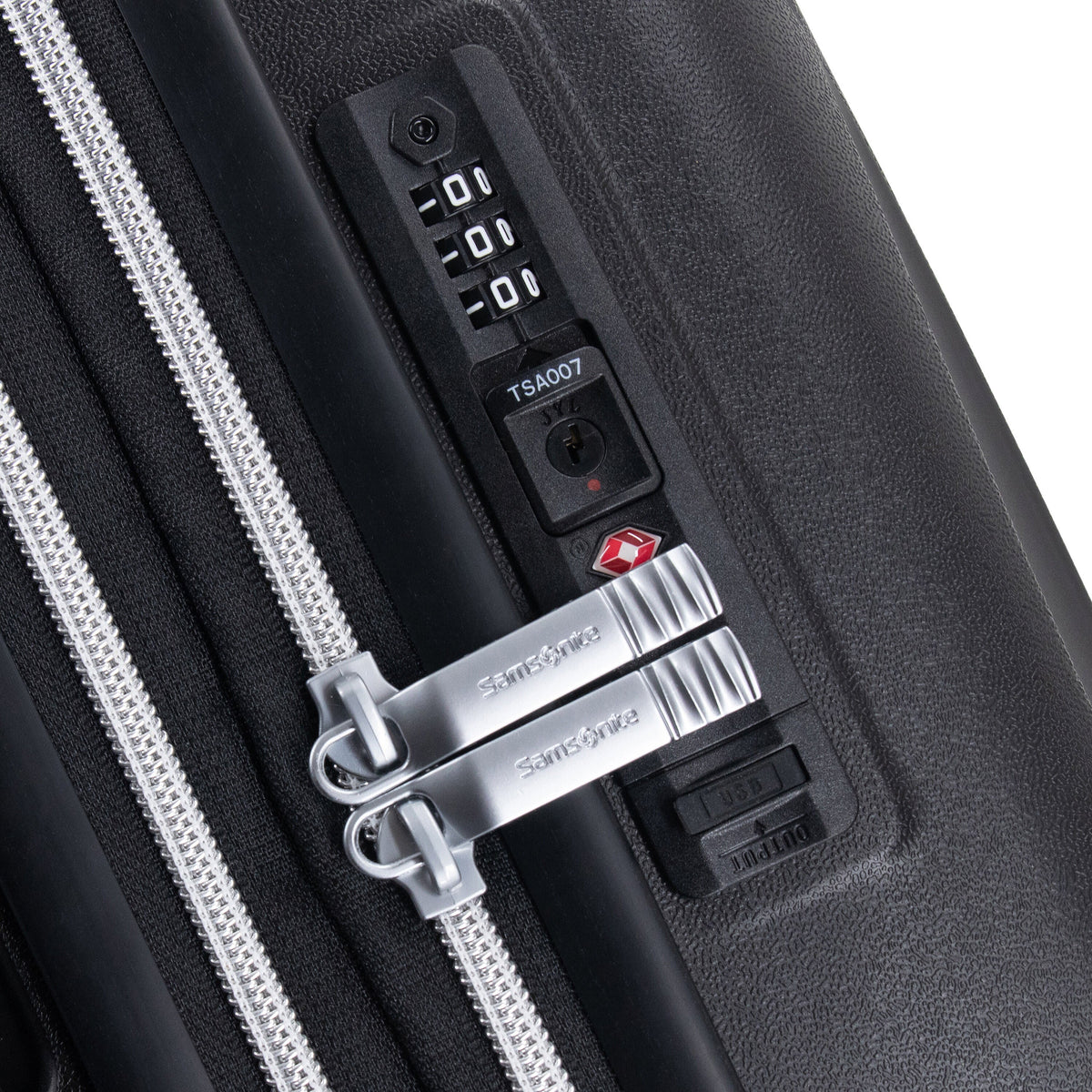 Samsonite Voltage DLX LE 2pc Set in the color Midnight Black.