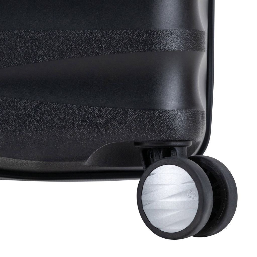 Samsonite Voltage DLX LE 2pc Set in the color Midnight Black.