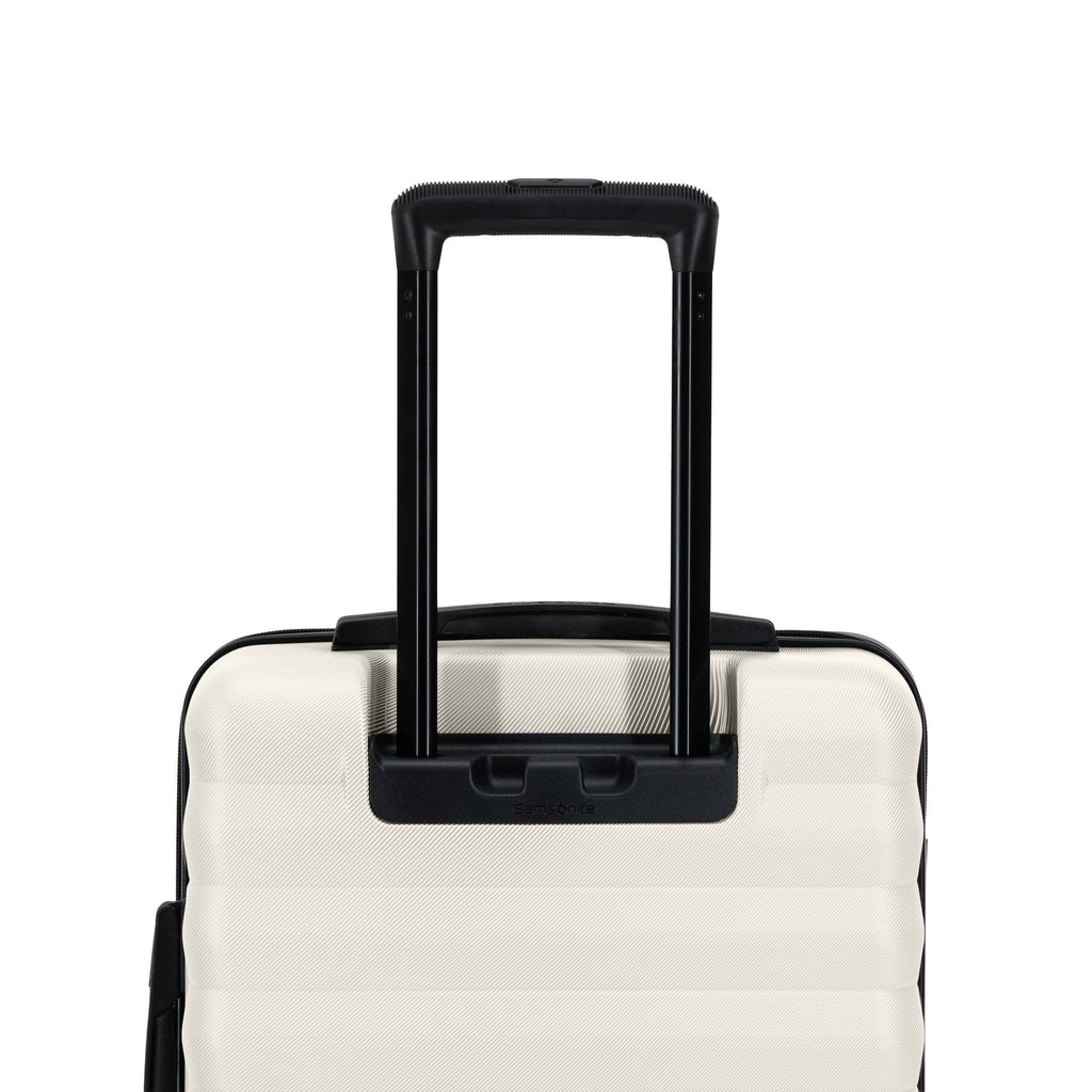 Samsonite Xion Pro Spinner Carry-On™ in the color Off-White.