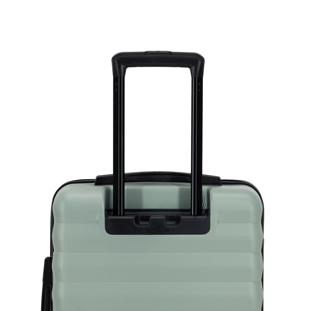 Samsonite Xion Pro Spinner Carry-On™ in the color Sage.