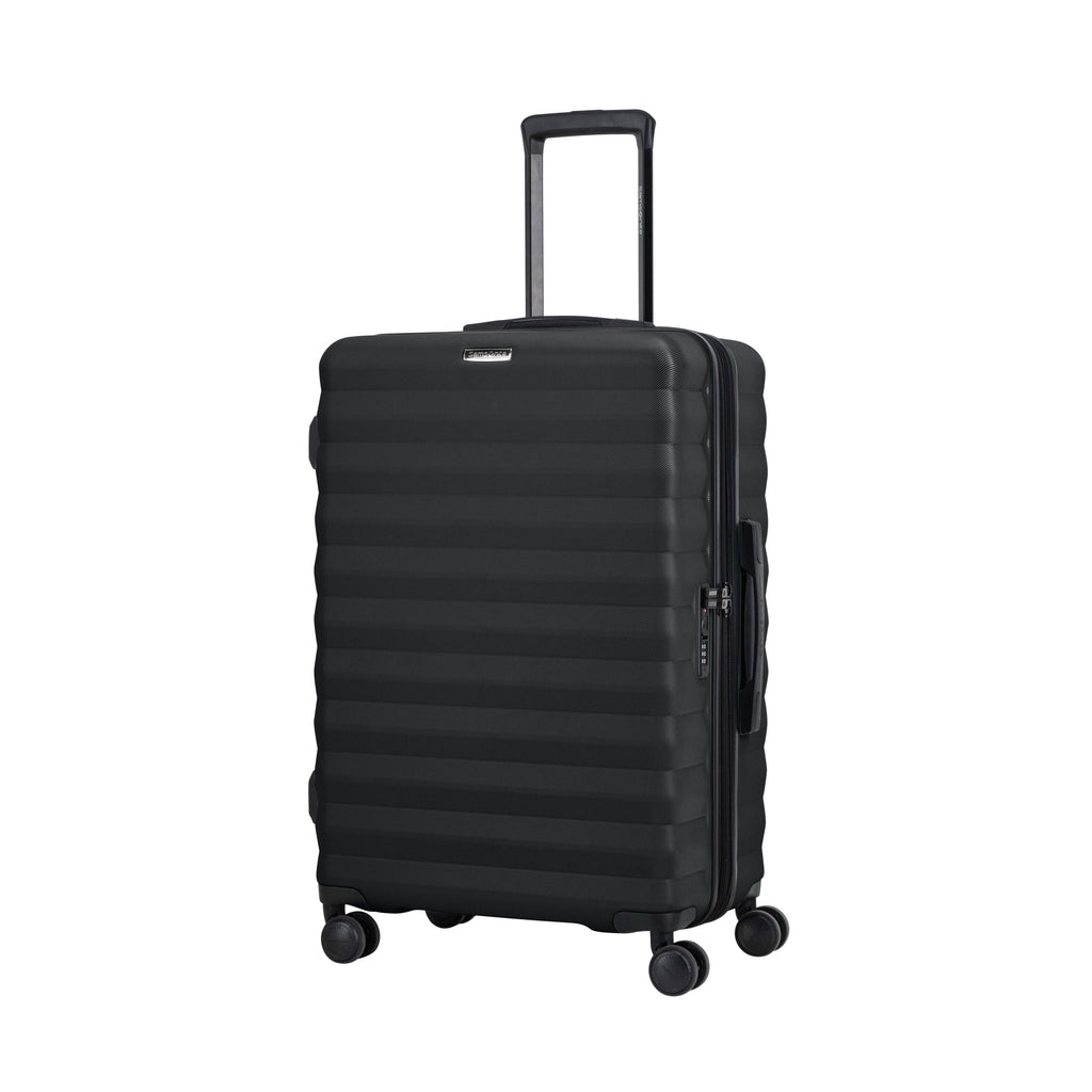 Samsonite Xion Pro Spinner Medium in the color Black.