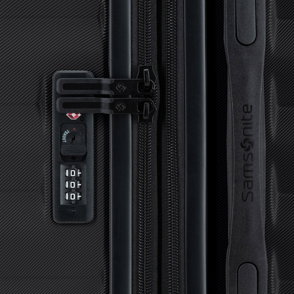 Samsonite Xion Pro 3 Piece Set in the color Black.