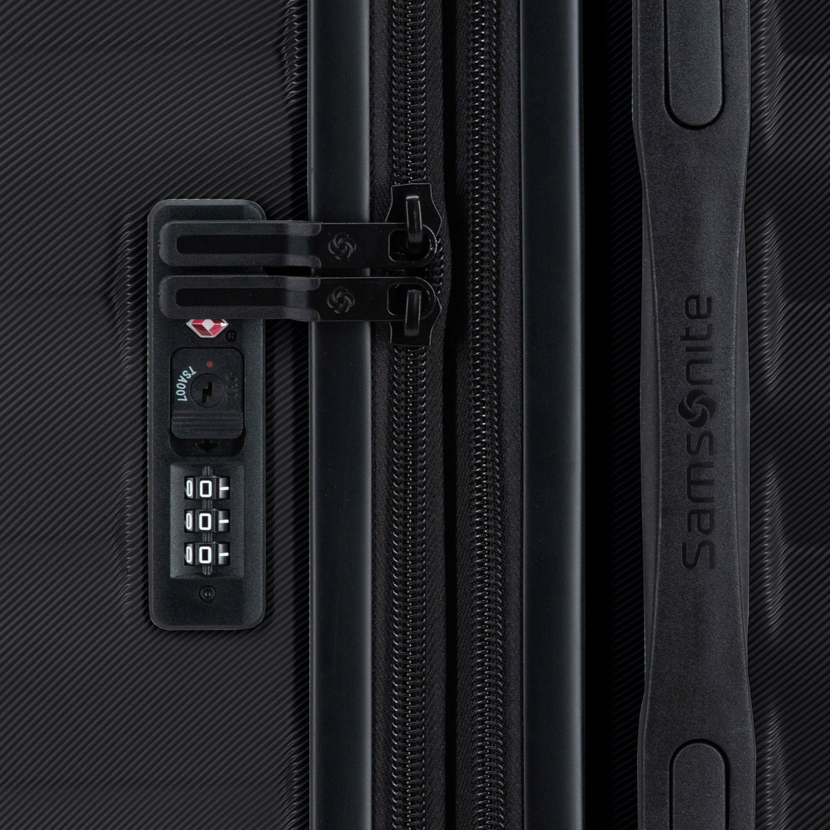 Samsonite Xion Pro 2 Piece Set in the color Black.