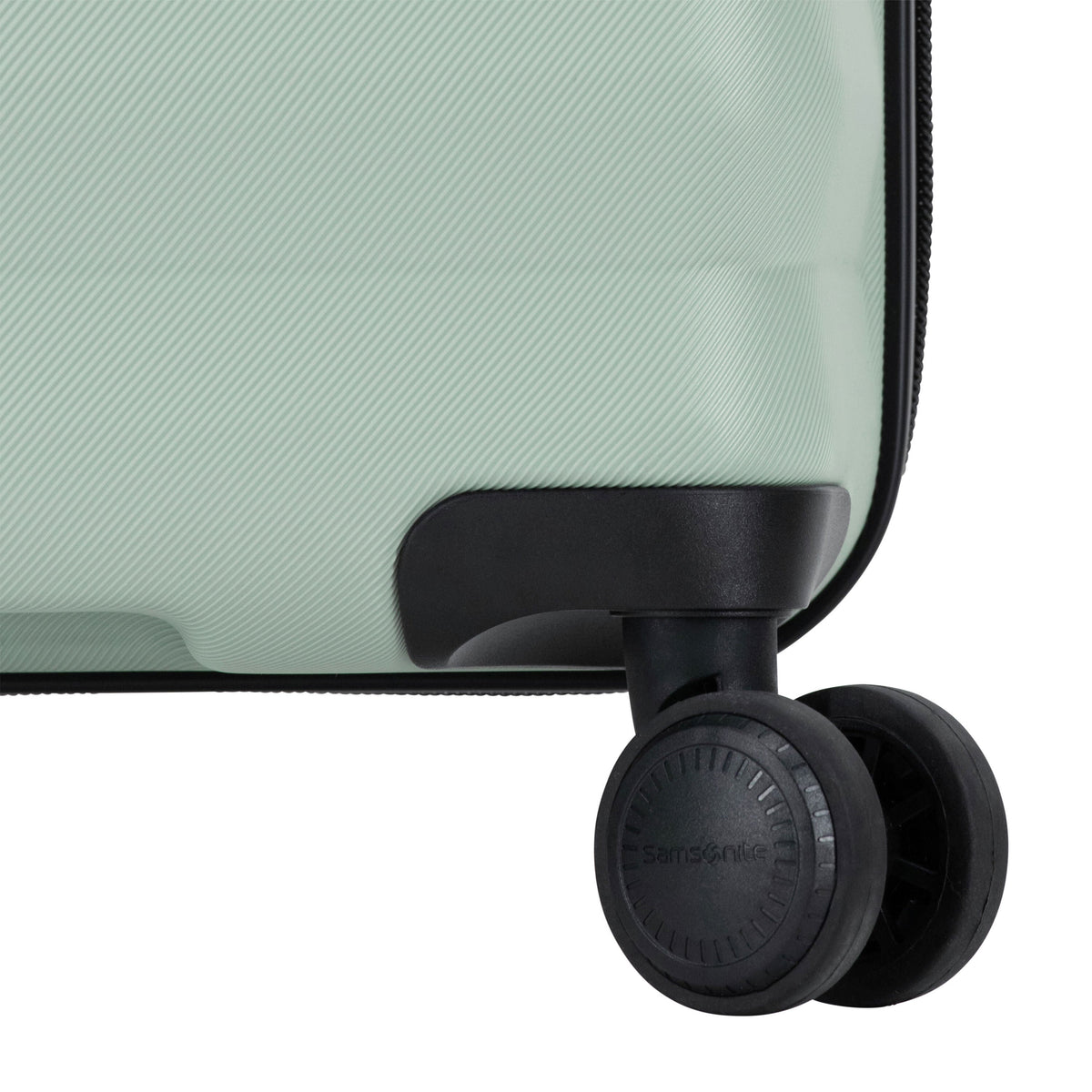 Samsonite Xion Pro 3 Piece Set in the color Sage.
