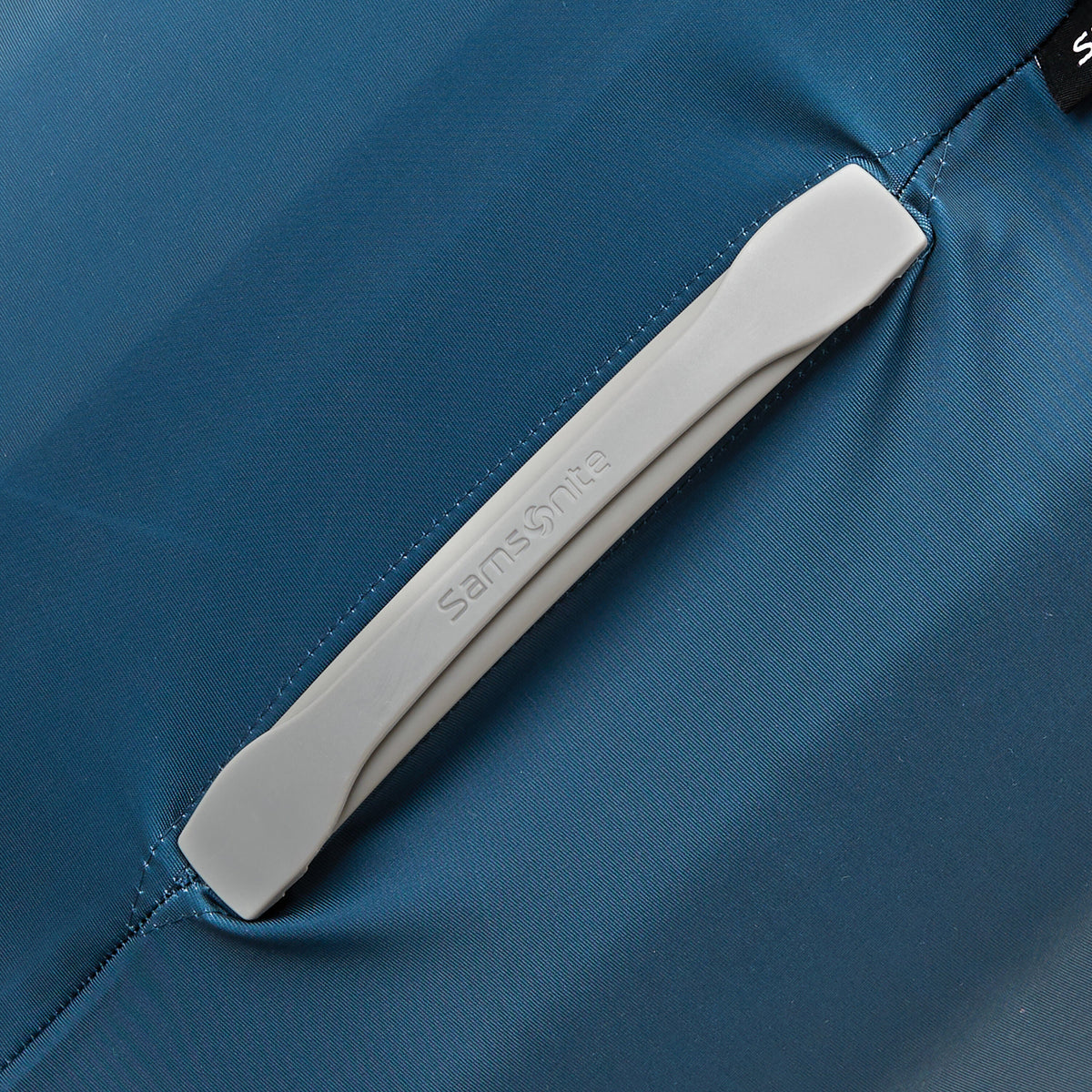 Samsonite Printed Luggage Cover (Medium) in the color City Print.