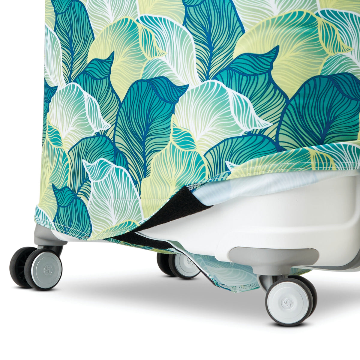 Samsonite Printed Luggage Cover (Medium) in the color Leaf Print.