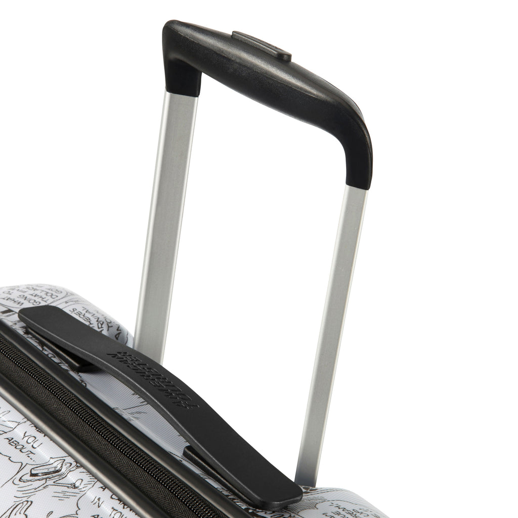 American Tourister Disney Wavebreaker Spinner Carry-On™ in the color Minnie Comics White.