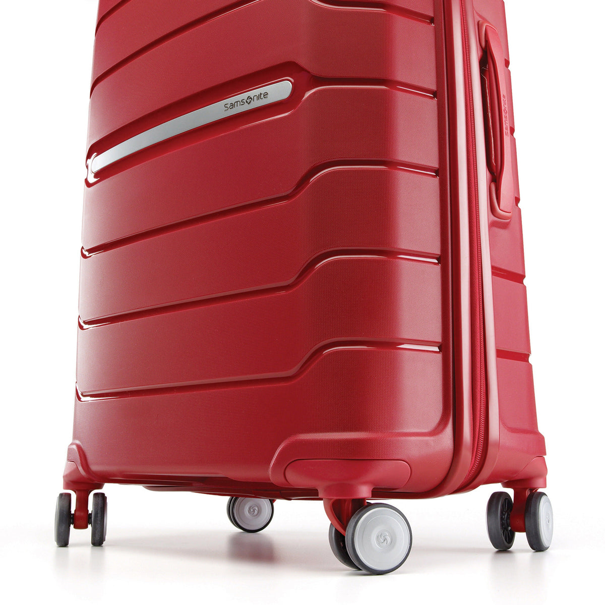 Samsonite Freeform™ 2 Piece Set in the color Red.