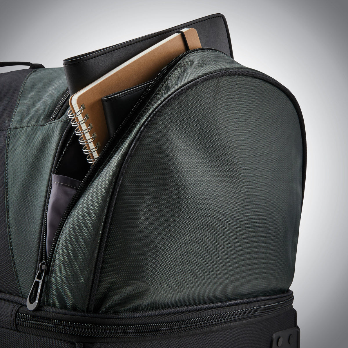 Samsonite Andante 2 Wheeled Duffle 32" in the color Moss Green/Black.