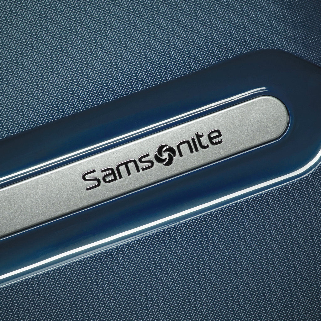 Samsonite Freeform™ 3 Piece Set (CO/M/L) in the color Navy.