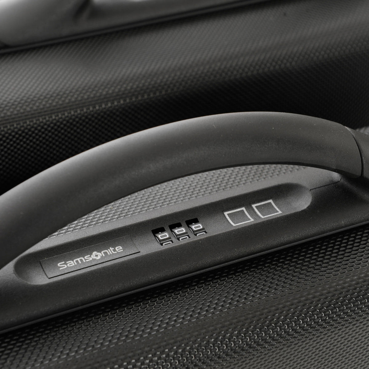 Samsonite Focus III 6" Attaché in the color Black.