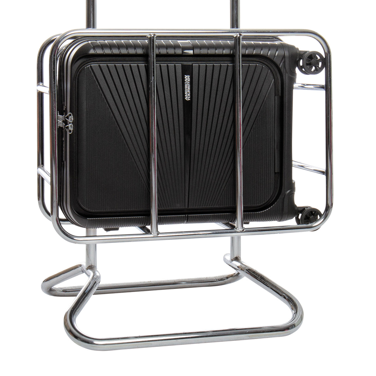 American Tourister Airconic Spinner Frontload Carry-On™ in the color Onyx Black.