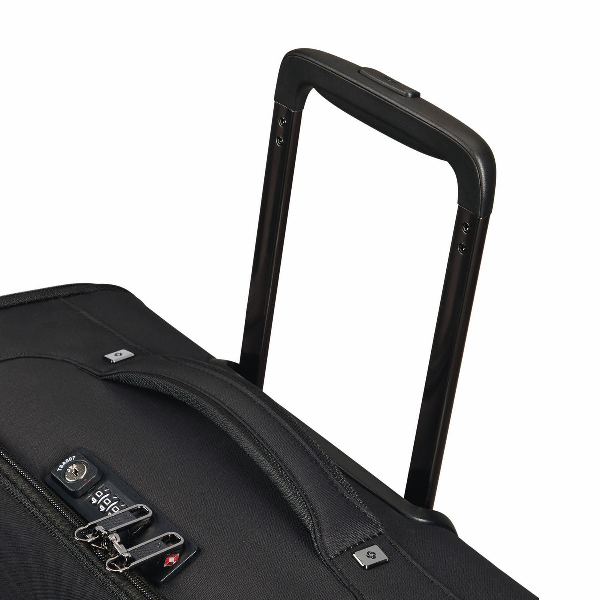 Samsonite Airea Spinner Large in the color Black.