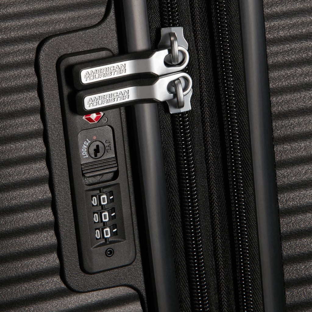 American Tourister Curio 3 Piece Set in the color Bass Black.