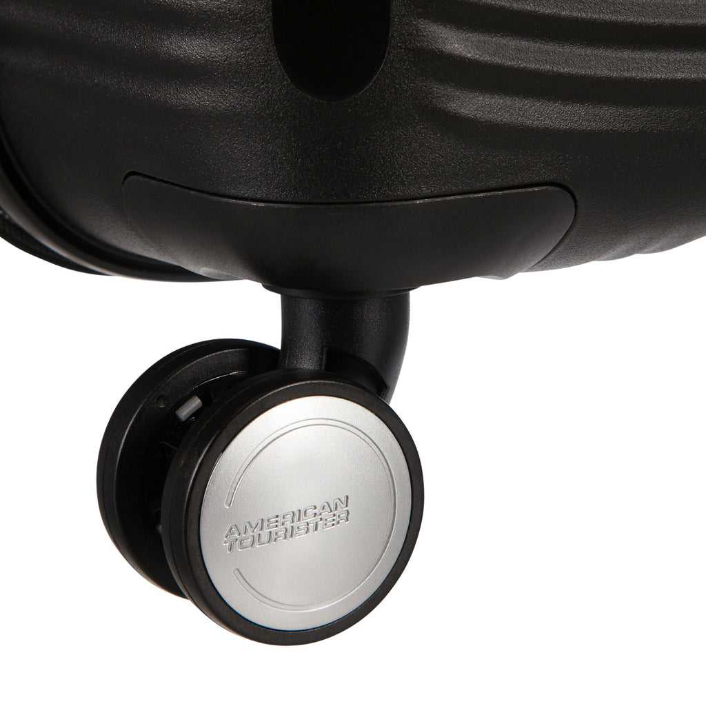 American Tourister Curio Spinner Large in the color Bass Black.