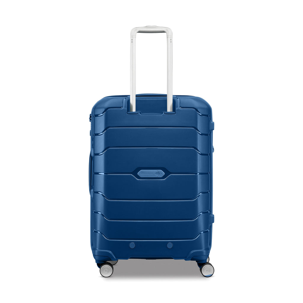Samsonite Freeform™ Spinner Medium in the color Navy Blue.