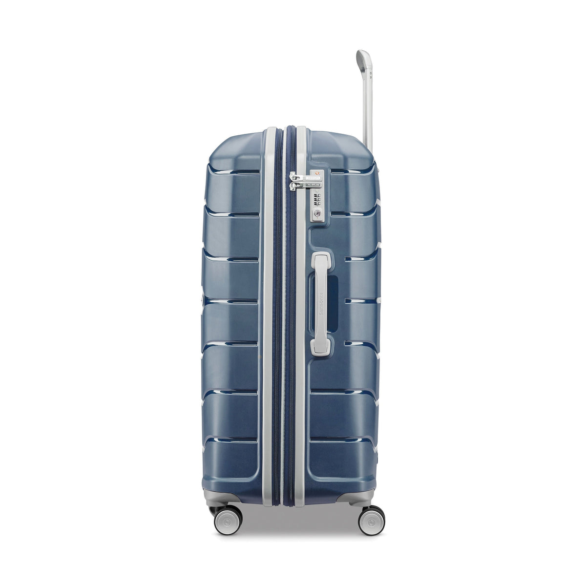 Samsonite Freeform™ Spinner Large in the color Navy.