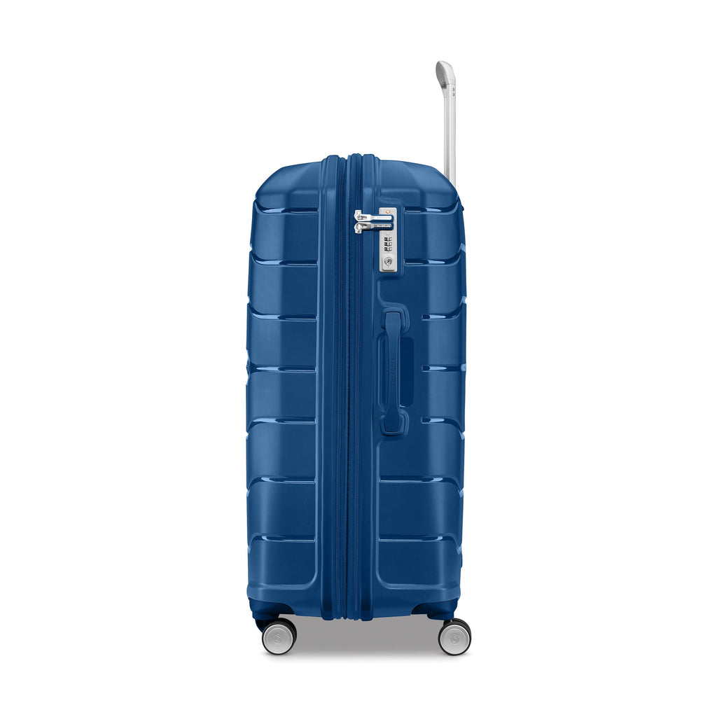 Samsonite Freeform™ Spinner Large in the color Navy Blue.